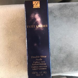 Estée Lauder double wear nude cushion stick